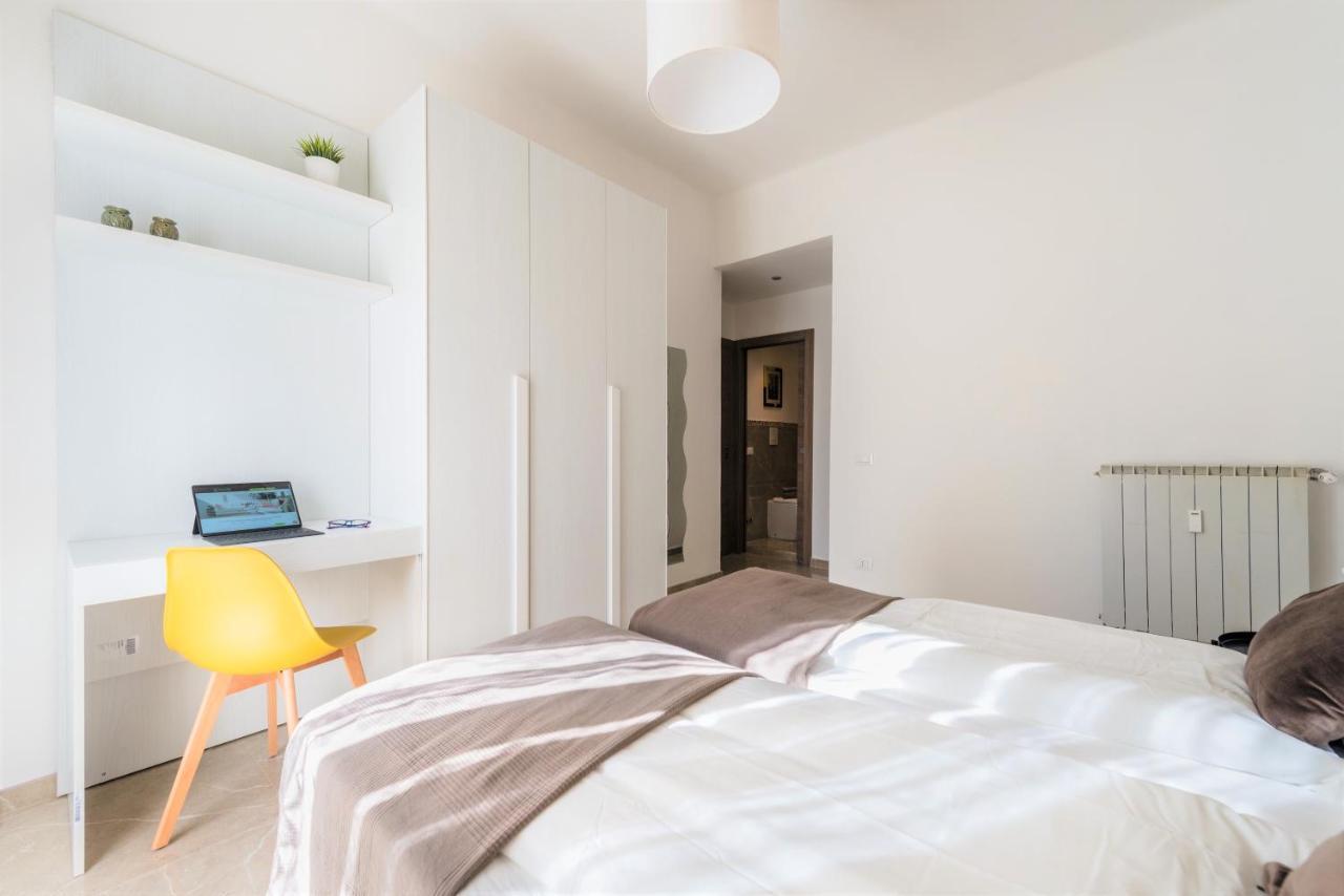 Hostly - Colorhome Pisa Midtown - Unique 3 Rooms With 3 Private Bathrooms Buitenkant foto