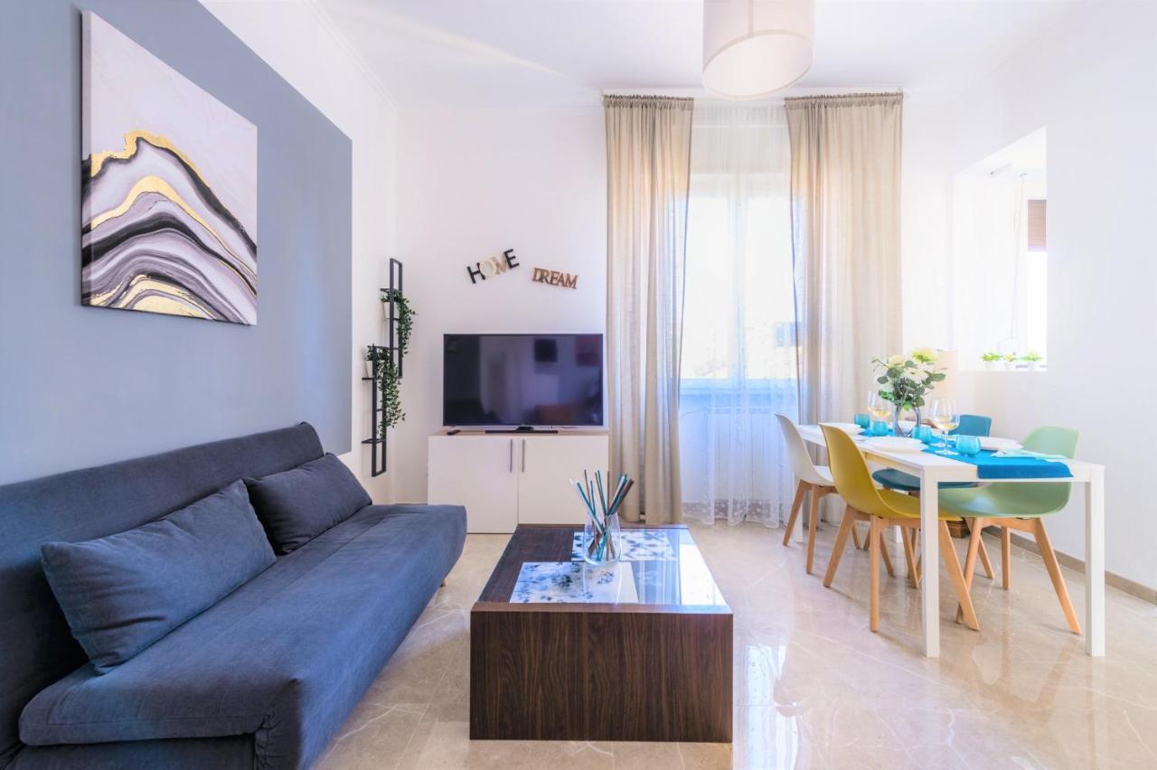 Hostly - Colorhome Pisa Midtown - Unique 3 Rooms With 3 Private Bathrooms Buitenkant foto