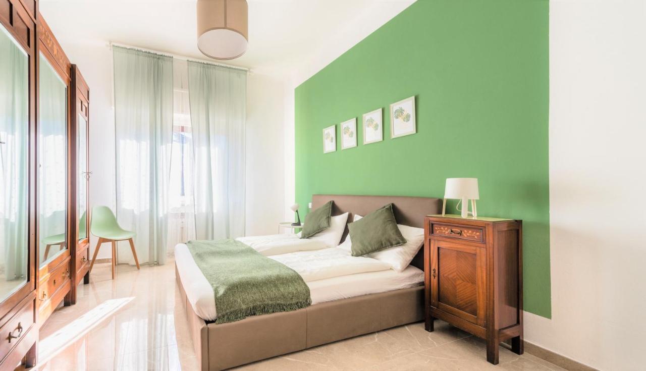 Hostly - Colorhome Pisa Midtown - Unique 3 Rooms With 3 Private Bathrooms Buitenkant foto