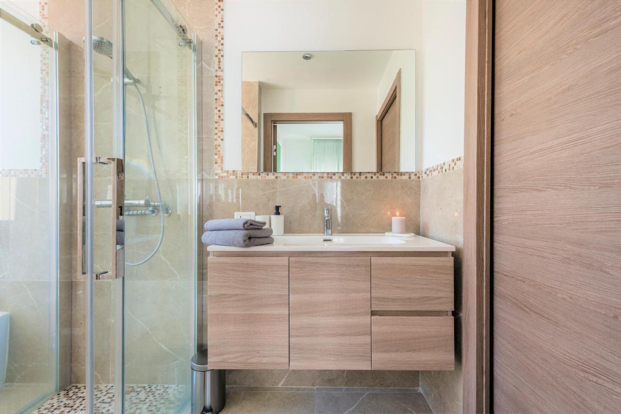 Hostly - Colorhome Pisa Midtown - Unique 3 Rooms With 3 Private Bathrooms Buitenkant foto