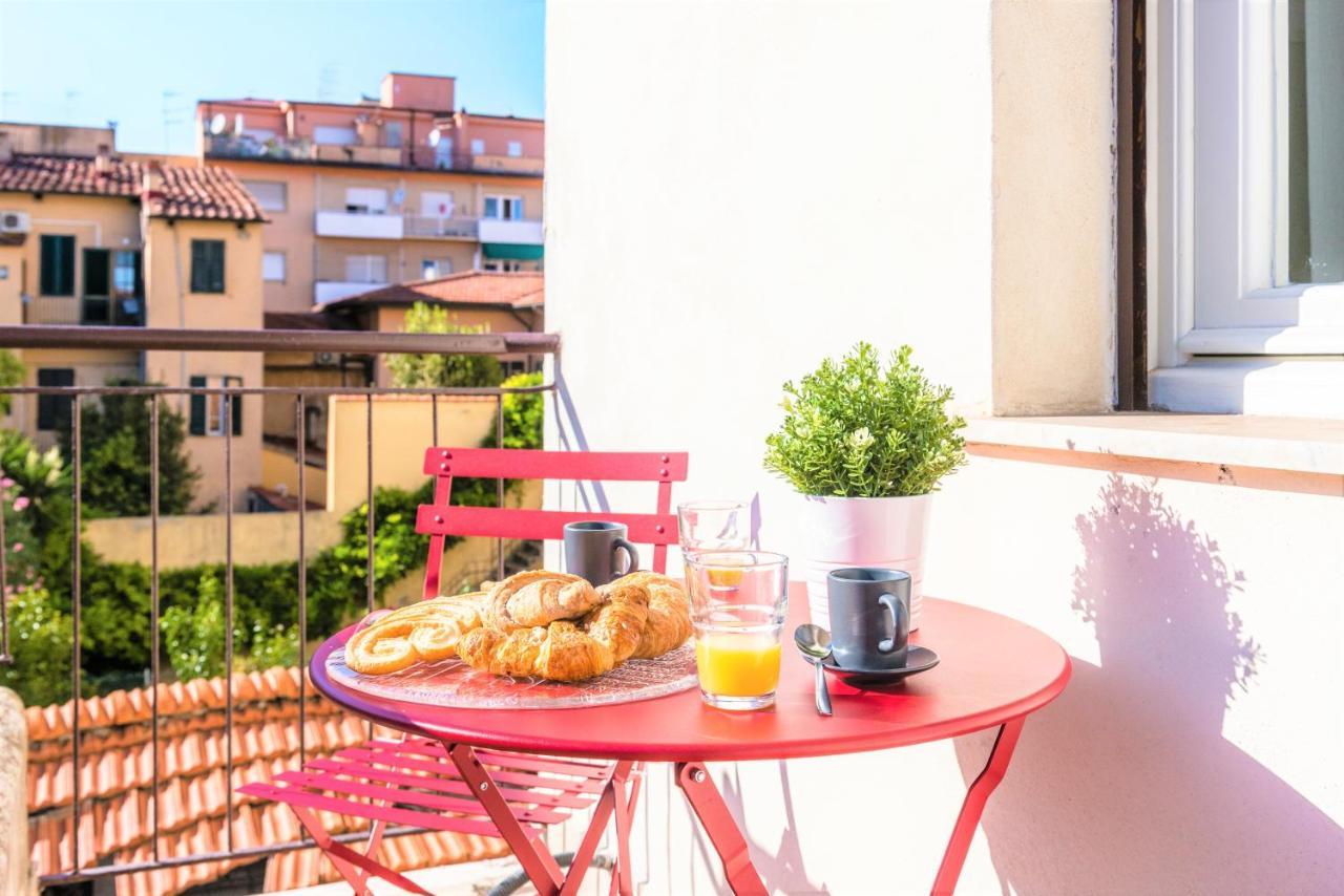 Hostly - Colorhome Pisa Midtown - Unique 3 Rooms With 3 Private Bathrooms Buitenkant foto